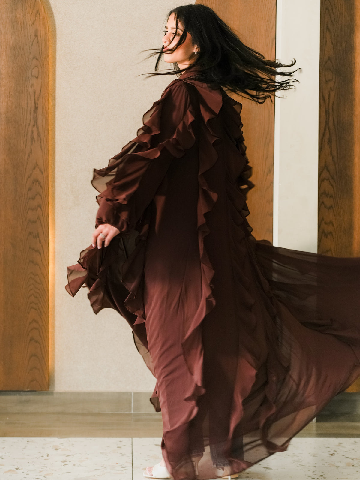 Leyla Abaya in Mocha