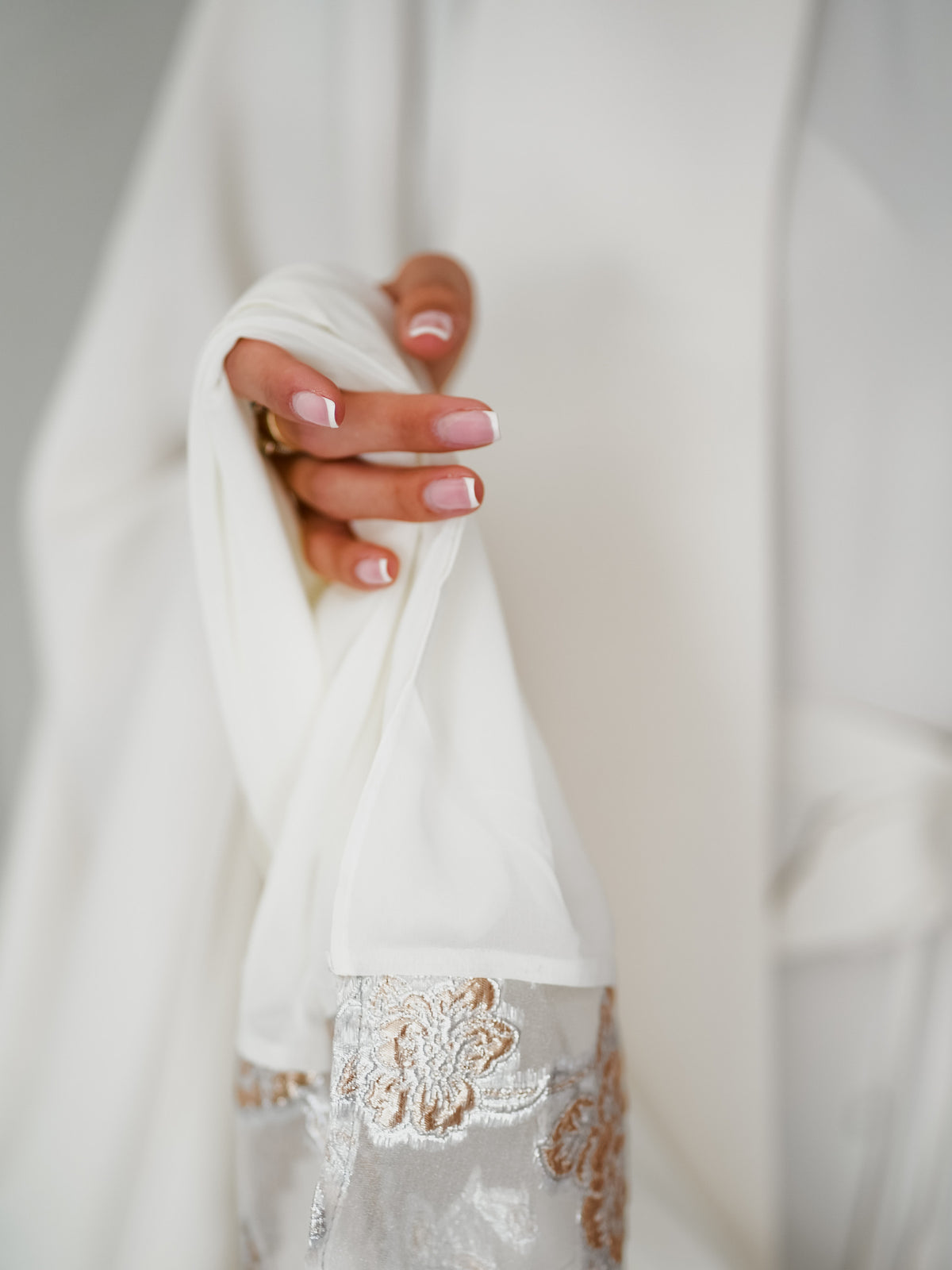 Narin Kaftan in Ivory